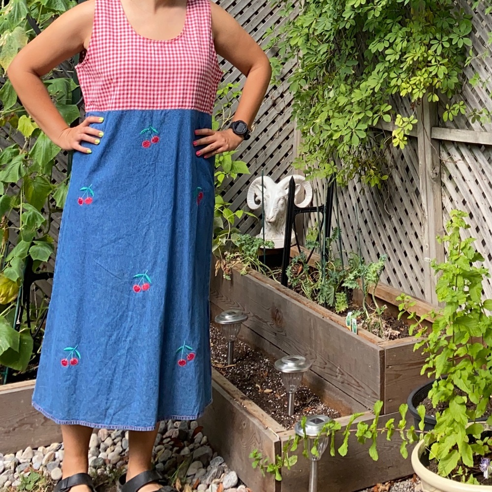 Vintage denim gingham checkerboard cherry dress - Picture 2 of 4